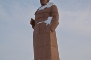 Памятник И. Малышеву