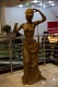 Скульптура «Мадемуазель» в ТРЦ Гринвич