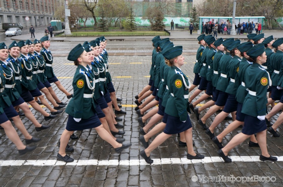 Знакомство С Военными В Екатеринбурге