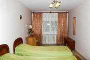 ALLiS-HALL One-Bedroom Apartment at Pervomayskaya 70