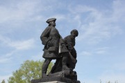 Памятник Петру I и Демидову